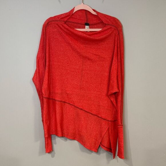 Free People Londontown thermal asymmetrical ribbed sweater with side slit size S - Picture 8 of 8
